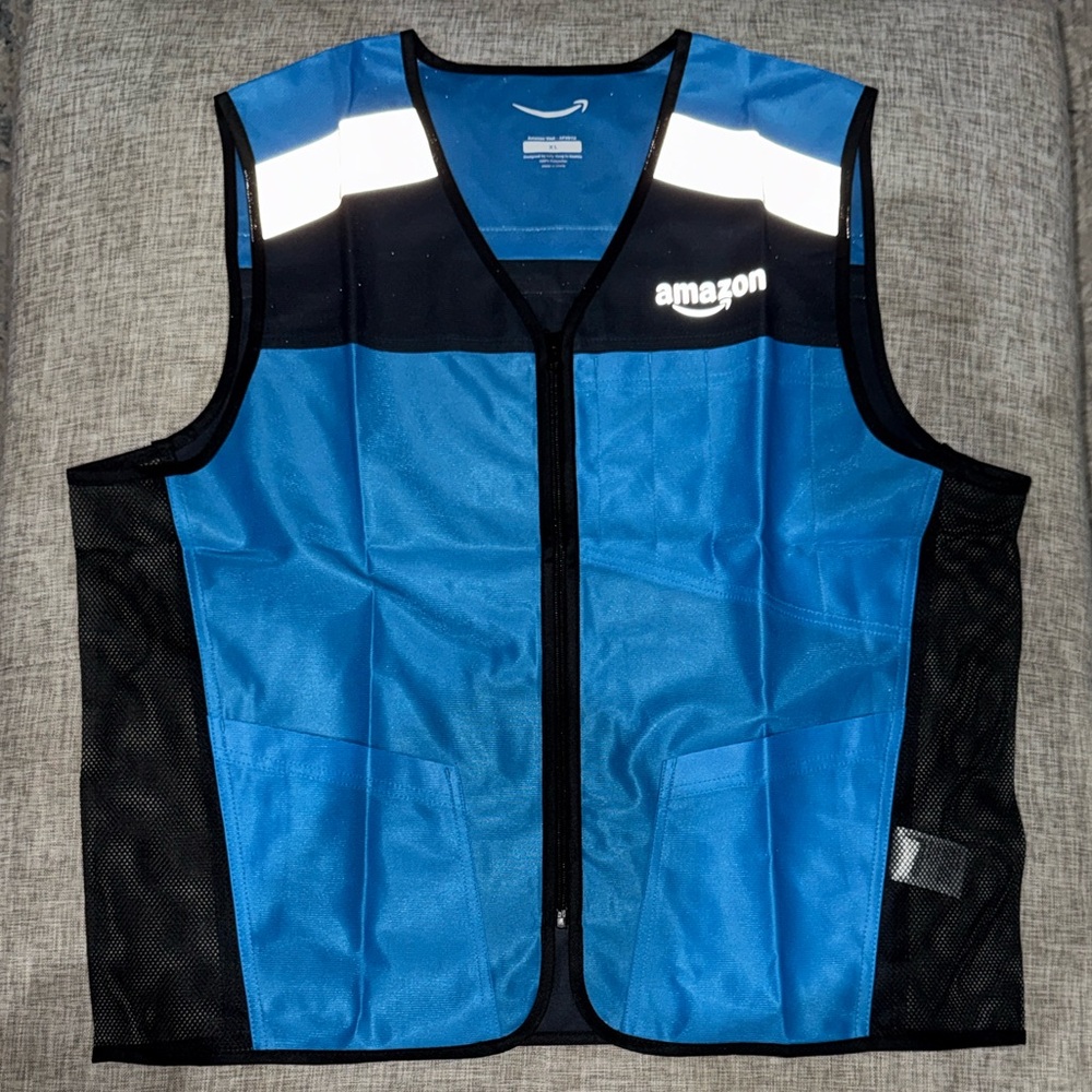 Amazon Blue and Black Vest AFV01U